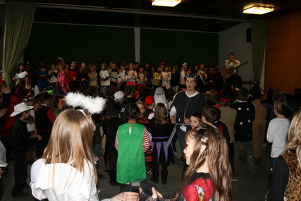 gal/2010/2010 Saitentwist Musikprojekt Schule 12.02. BvK Schule/2010 Saitentwist MusikProjekt Bischoff von Kettler1.- 12 (21).jpg